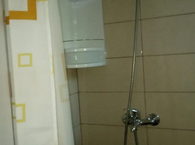 Si Daniel Apartment *