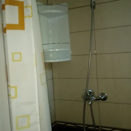 Si Daniel Apartman *