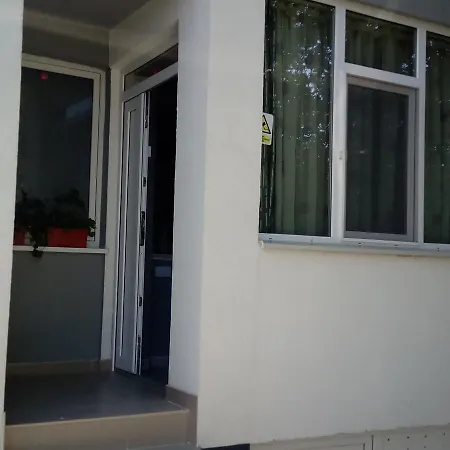 Si Daniel アパート